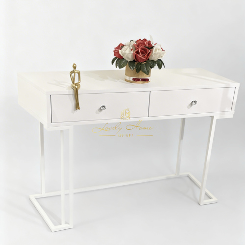 Туалетный столик 