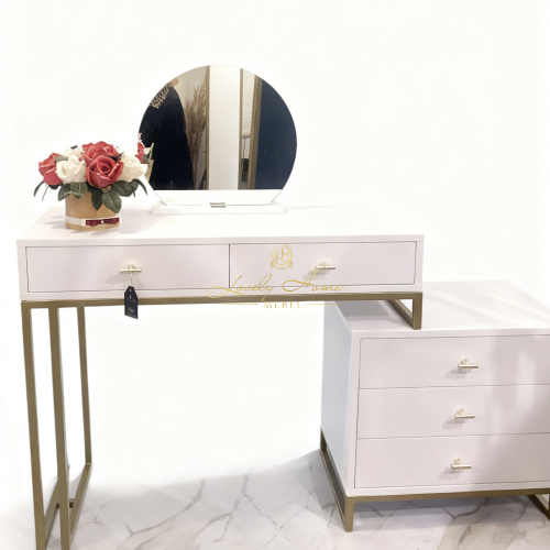 Туалетный столик с комодом